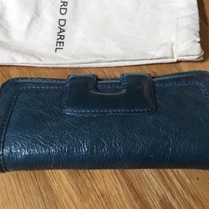 NEW:AUTHENTIC GERARD DAREL leather wallet